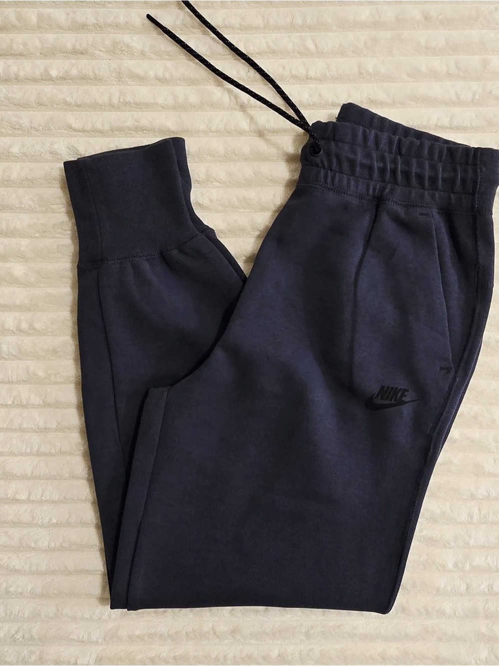 Nike Women’s Navy Blue Jogger Sweatpants